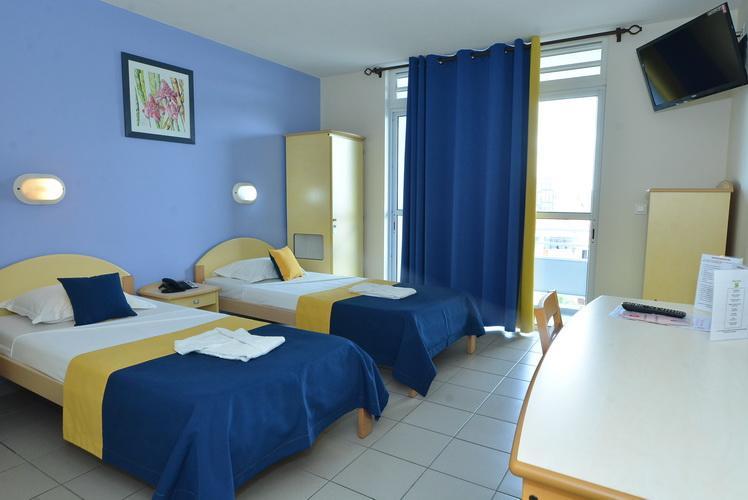 Centre International De Sejour Hostel Fort-de-France Exterior photo